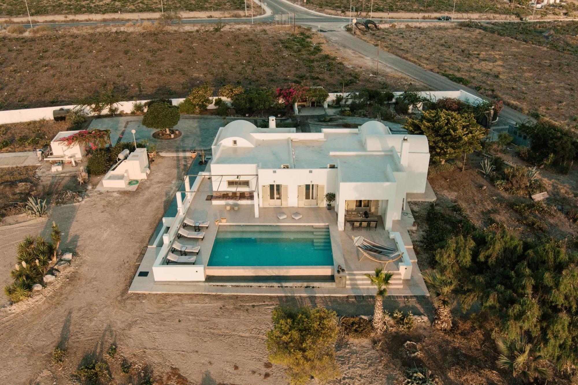 Echo Villa Fira  Extérieur photo